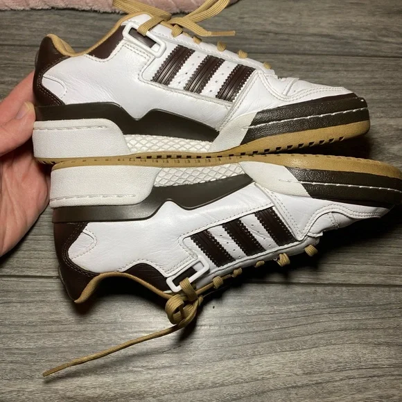 VGUC M&M's x adidas Forum '84 Low 'Brown' Colorway - Picture 5 of 11